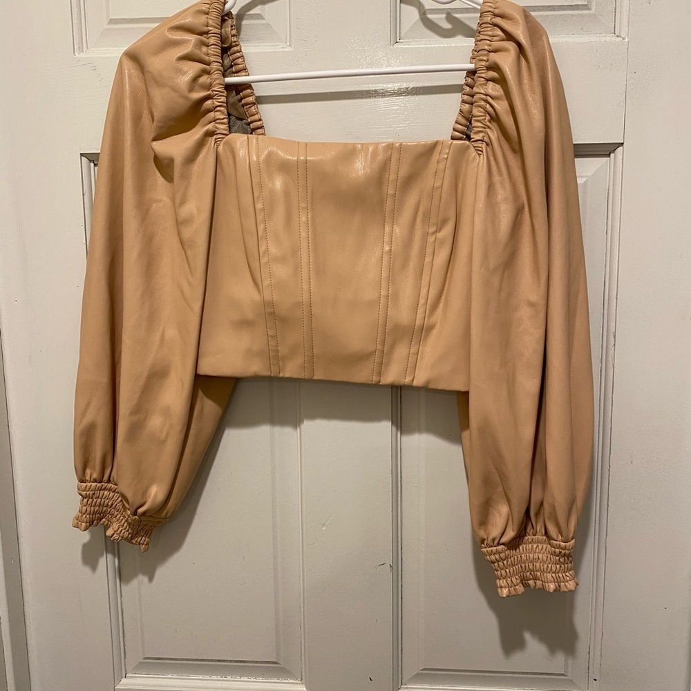Alice + Olivia Bronte Blouson Sleeve Crop Top in Almond Faux Leather - Picture 2 of 6